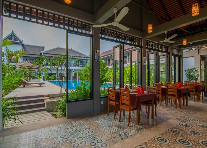 Hotel Phum Khnar 4*