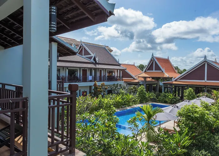 Hotel Phum Khnar 4*